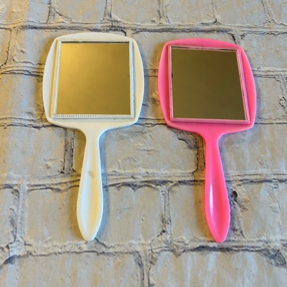 BARBIE (1960-70’S) PINK AND WHITE MIRRORS AND WHITE TRINKET BOXES FLORAL PATTERN - Picture 3 of 8